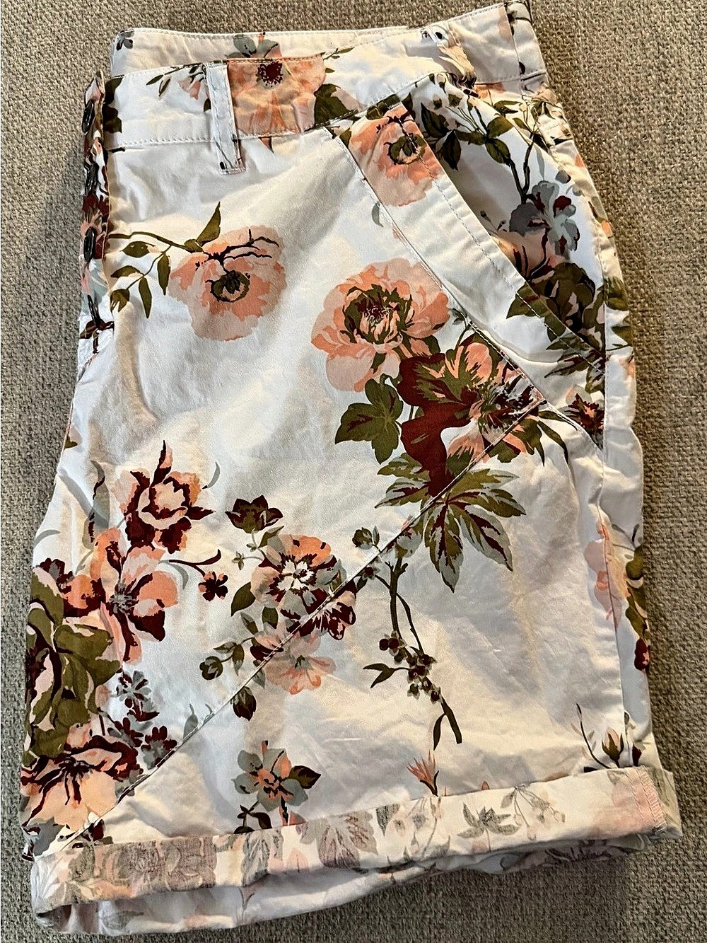 VENUS Floral High Waist Shorts White & Pink Size 16
